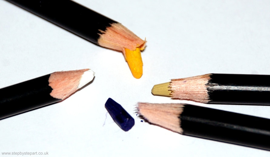 Derwent Chromaflow coloured pencils damaged tips