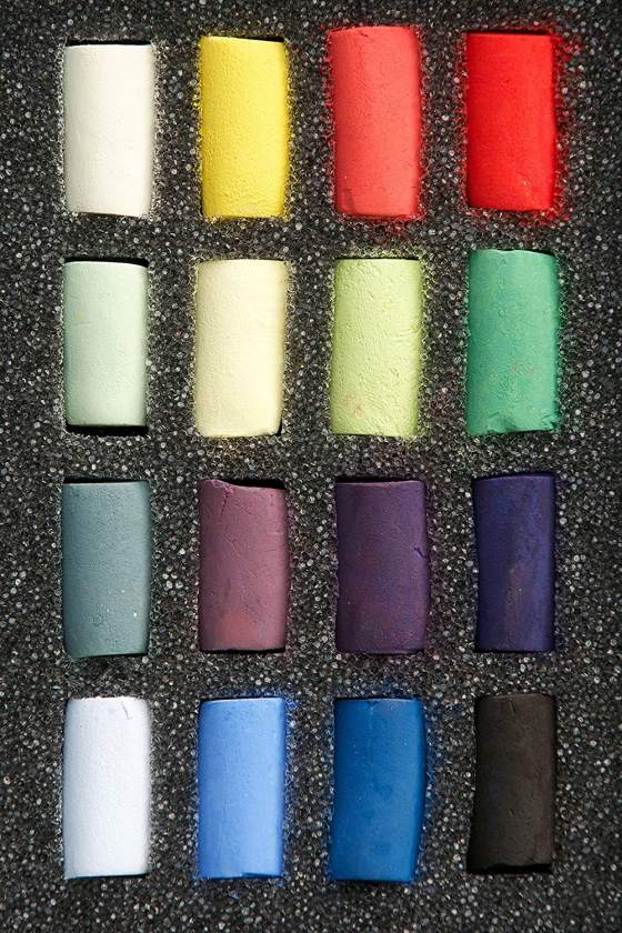 Unison pastels half sticks 16 pieces
