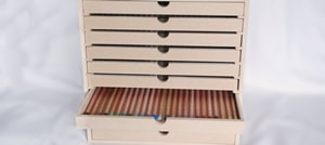 Pencils storage chest - holds 250 pencils