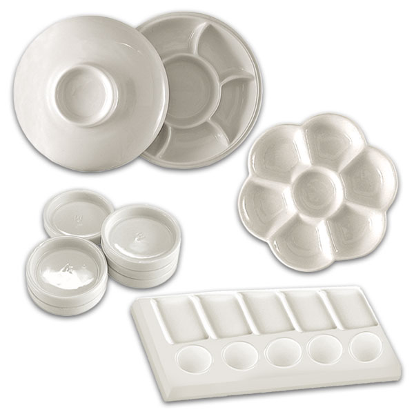 Porcelain palettes and dishes